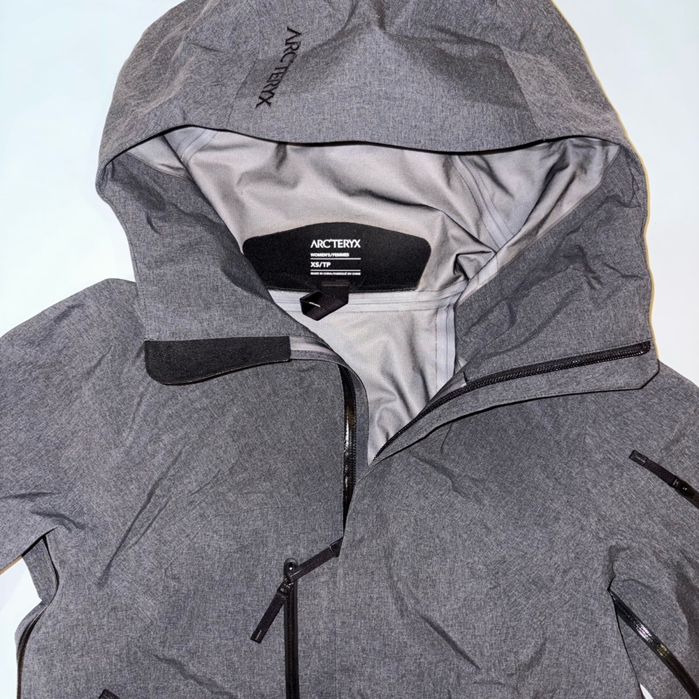 Arc’teryx Incendia Women’s One Piece Snowsuit - Picture 7 of 10